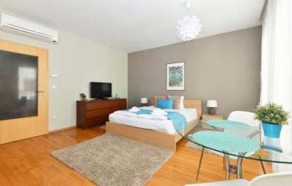 Central Passage Budapest Apartments - image 13