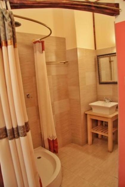 Evergreen Budapest Guest House - image 18