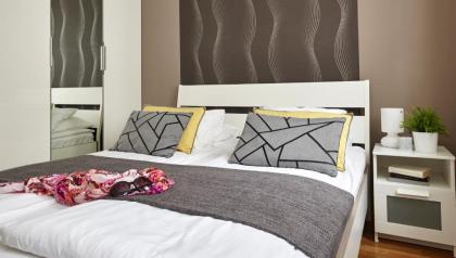 7Seasons Apartments Budapest - image 18