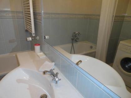 InnerCity Apartments - image 11