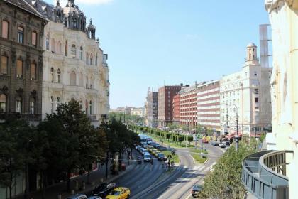 Budapest Panorama Central - image 18