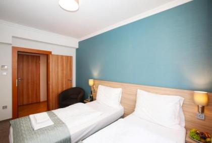 Medos Hotel - image 18