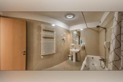 Mango Aparthotel - image 8