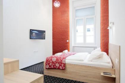 Maverick Hostel & Ensuites - image 5