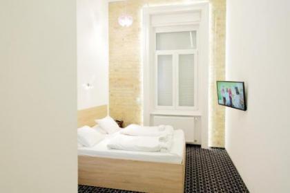 Maverick Hostel & Ensuites - image 7