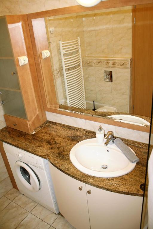 Elite Apartments Budapest - image 2