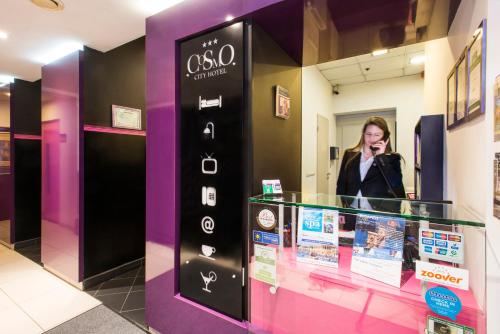 Cosmo City Hotel - image 3
