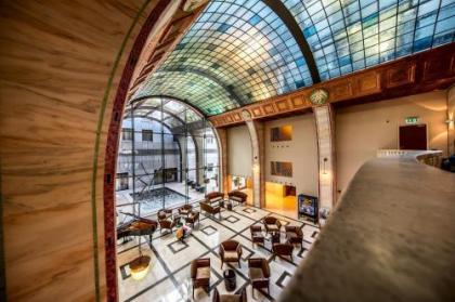 Continental Hotel Budapest - image 18