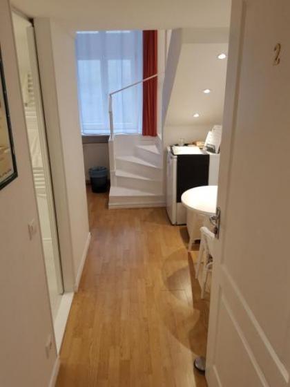 Connection Guesthouse - image 16
