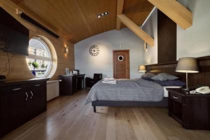 Vogue Boat Apartments - image 15