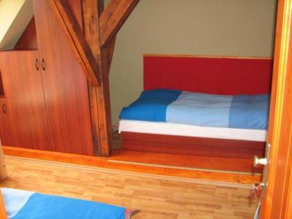 7x24 Central Hostel - image 16
