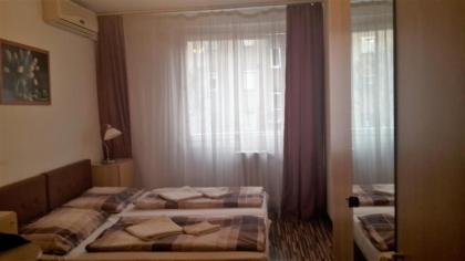 Budapest Center House - image 11