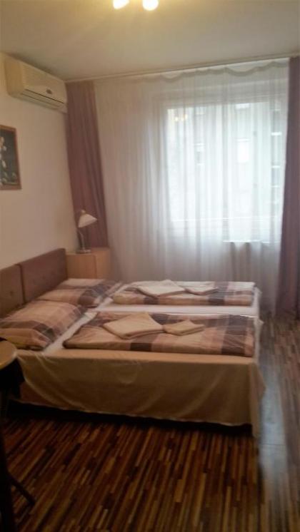 Budapest Center House - image 12