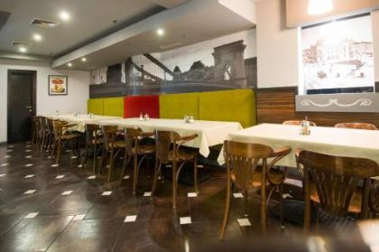 Green Hotel Budapest - image 8