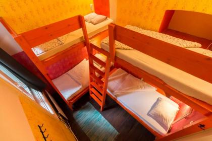 Baroque Hostel & Coworking - image 11