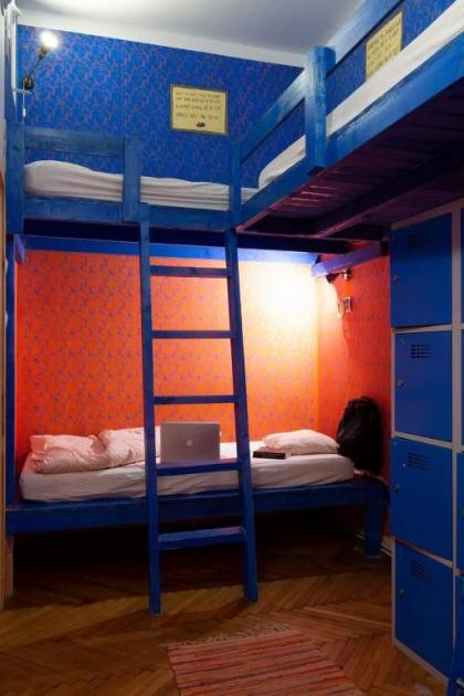 Baroque Hostel & Coworking - image 4