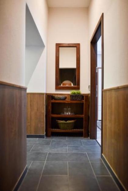 Corvin Point Rooms and Apartments - image 13