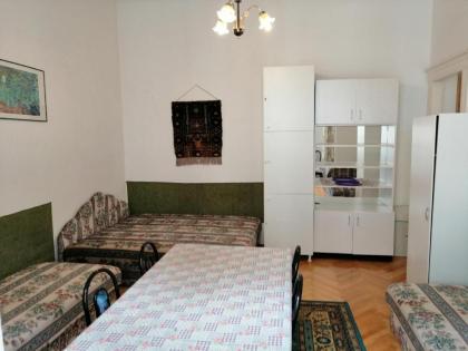 Garibaldi 5 Apartments & Rooms - image 15