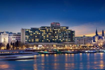 Budapest Marriott Hotel - image 2