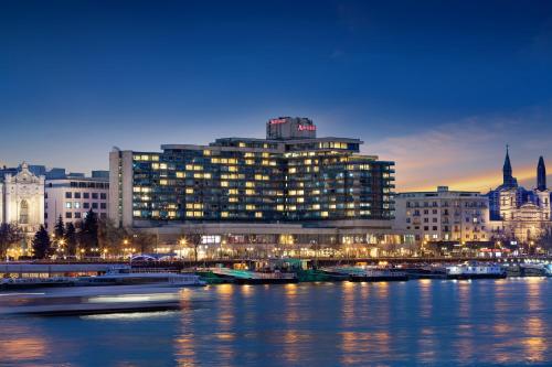 Budapest Marriott Hotel - image 2