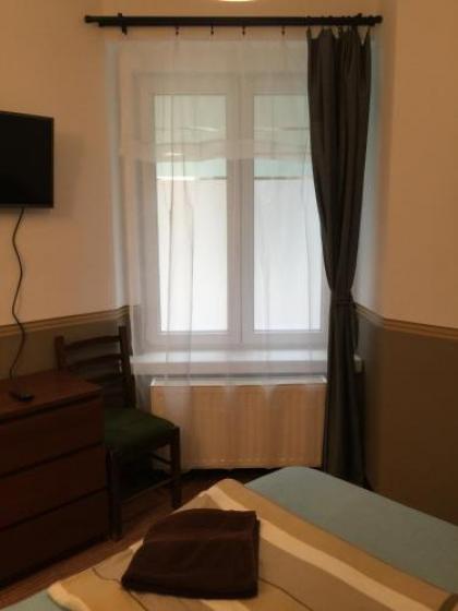 Elvis Guesthouse - image 3