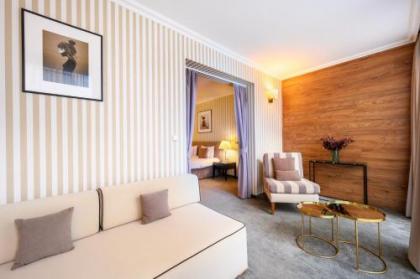 Ambra Hotel - image 4