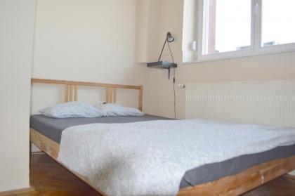 Artist Guest House - image 1