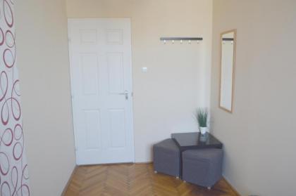 Artist Guest House - image 14