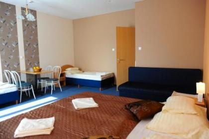 Papillon Apartment - image 1