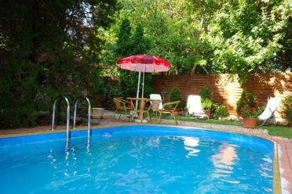 Papillon Apartment - image 5