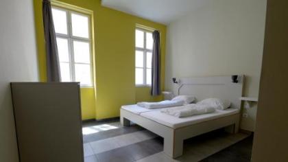 The Hive Party Hostel Budapest - image 11