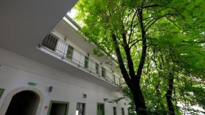 The Hive Party Hostel Budapest - image 17