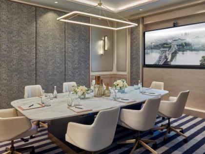Four Seasons Hotel Gresham Palace Budapest - image 2