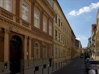House Beletage - image 11