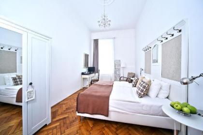 House Beletage - image 18