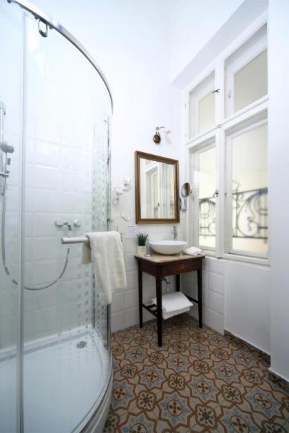 House Beletage - image 19