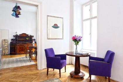 House Beletage - image 4