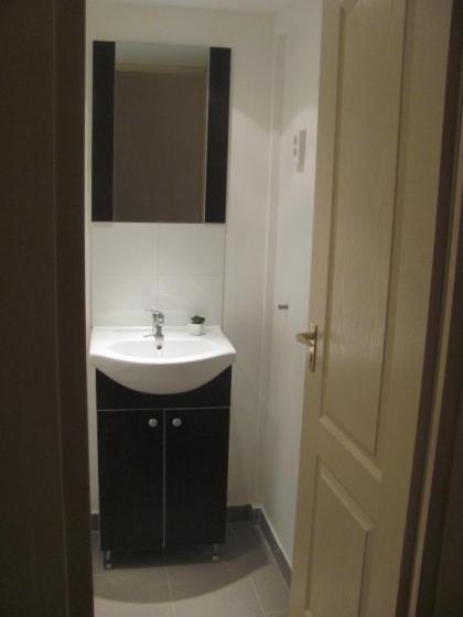 Synagouge Astoria Guest House - image 10