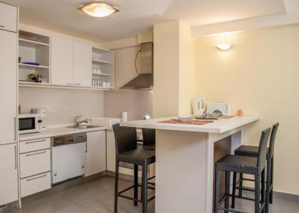 Luxury Downtown Apartments - image 17