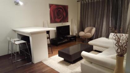 Imperial Suites - image 8