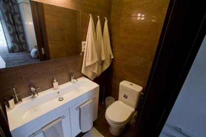 Elisabeth Bridge Apartmans - image 12