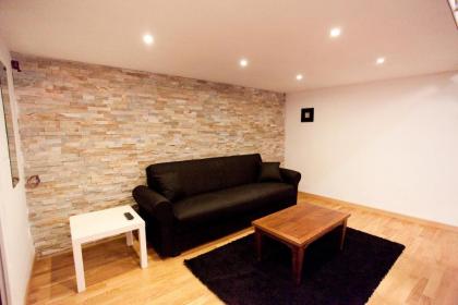 10 House - image 8