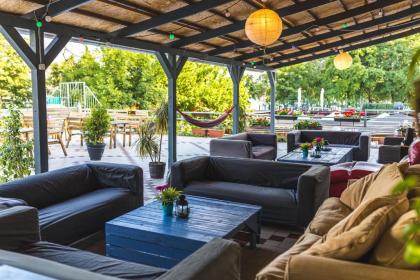 Island Hostel Budapest - image 12