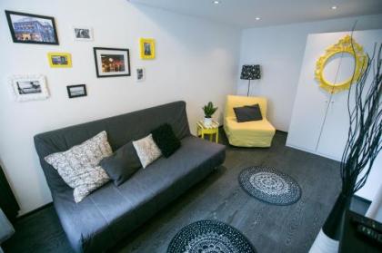 Big City Life Apartments - image 2