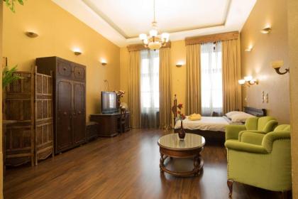 Budapest Royal Suites - image 20