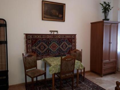 Melinda Apartment - image 4