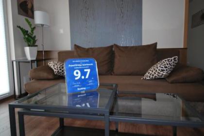 Arpad Bridge Apartments - image 17