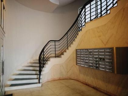 Danube apartment - image 5