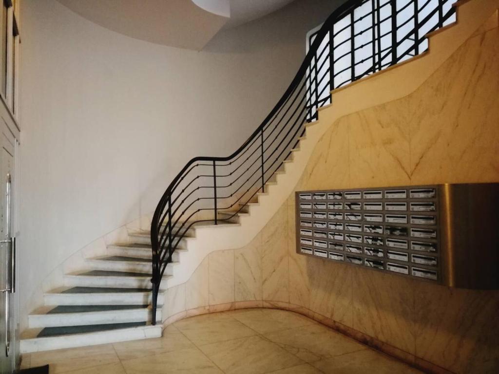 Danube apartment - image 5