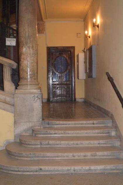 Synagogue View Guest House - image 12